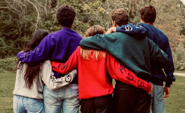 BIG HUG sweater